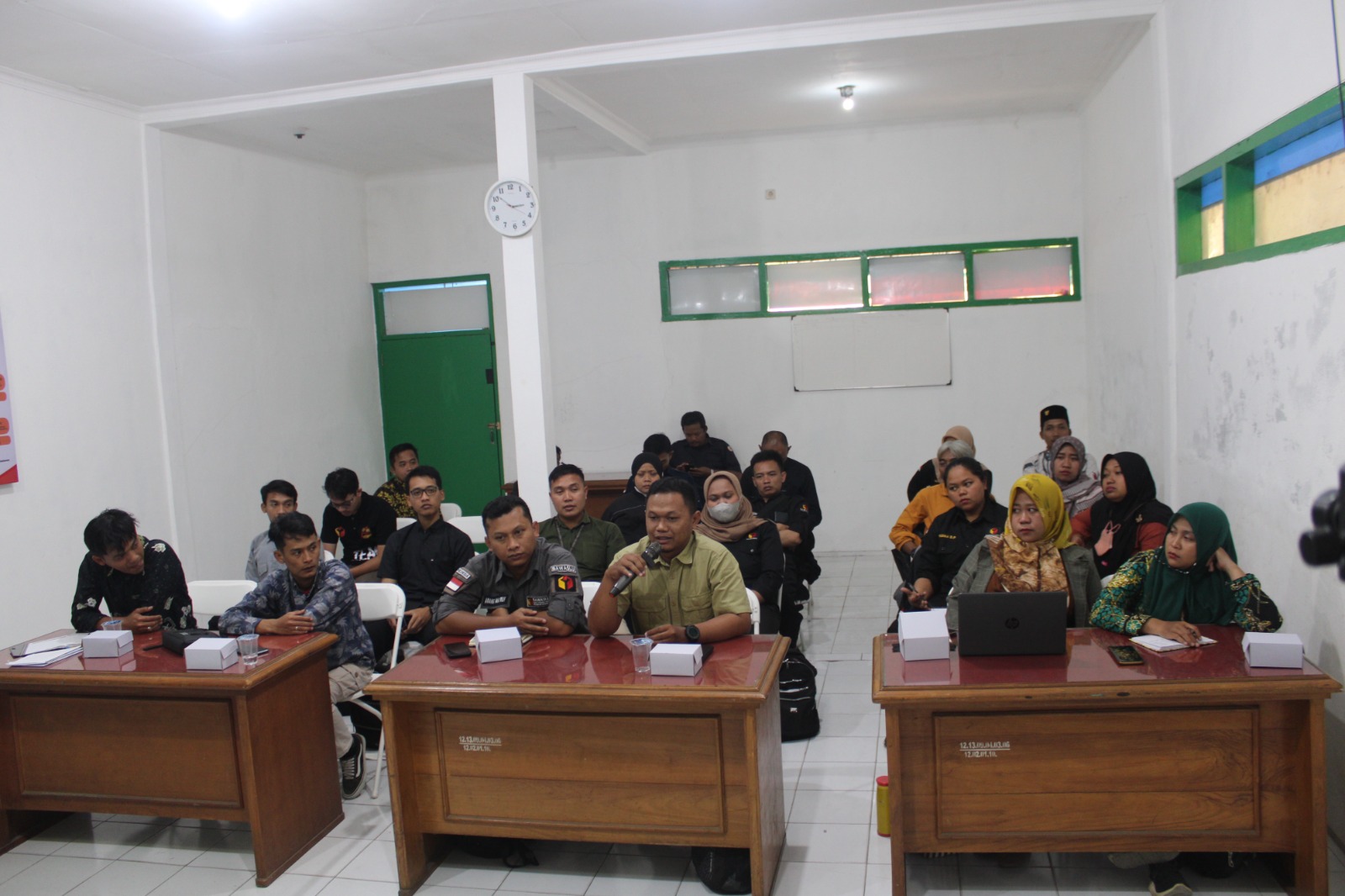 Bawaslu Pacitan Gelar Rapat Kerja Teknis Penyusunan DPTb dan DPK Untuk Panwascam