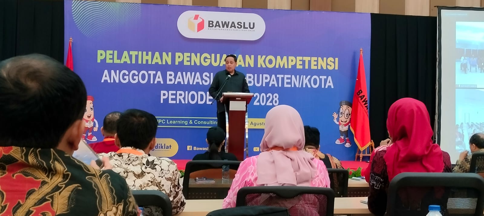 Pastikan Anggota Bawaslu Kab/Kota Siap Mengawasi Pemilu, Bawaslu RI Bekali dengan 5 Kompetensi Dasar