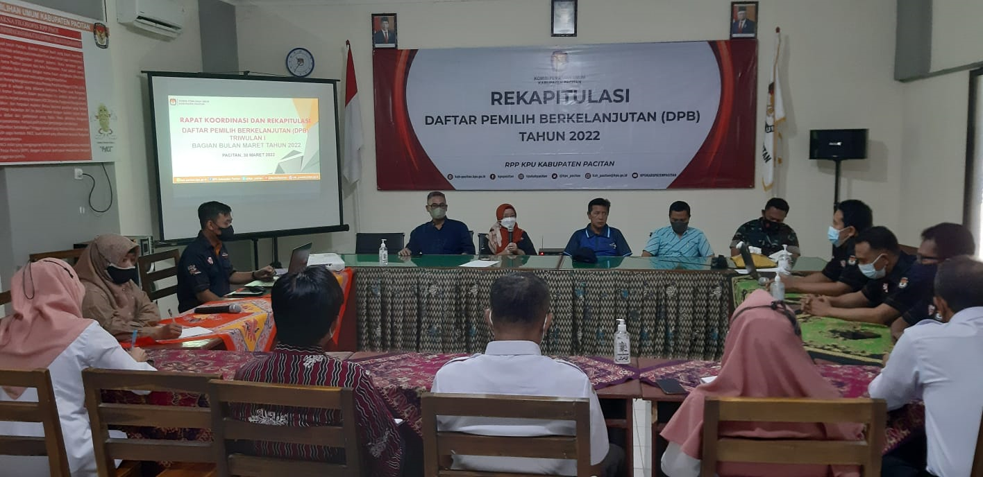 BAWASLU PACITAN HADIRI RAPAT KOORDINASI DAN REKAPITULASI DAFTAR PEMILIH BERKELANJUTAN (DPB) TRIWULAN I TAHUN 2022