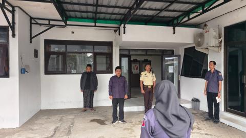 Apel Pagi Bawaslu Pacitan, Syamsul Arifin Sampaikan Pesan Hari Santri dan Penguatan Kegiatan Lembaga