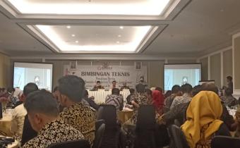 Optimalkan Fungsi Kehumasan, Bawaslu Jatim Gelar Bimtek Penulisan Berita