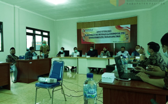 Bawaslu Pacitan Ikuti Rakor Optimalisasi Pejabat Pengelola Informasi dan Dokumentasi (PPID)