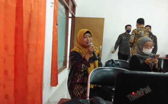 Bawaslu Pacitan Sampaikan Kinerja Pengawasan Pemutakhiran Data Pemilih Berkelanjutan di Hadapan Peserta Rakor Se-Provinsi Jatim