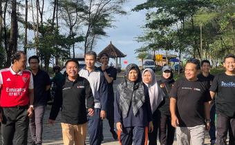 Jumat Sehat kali ini digelar di kawasan wisata Pancer Dor Pacitan