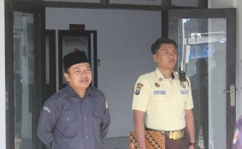 Bawaslu Pacitan Apresiasi Kinerja Jajaran, Agus Hariyanto Raih Best Presenter Terbaik II