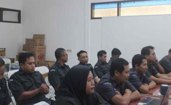 Sekolah Rakyat Bawaslu Pacitan Bahas Perbedaan Penanganan Pelanggaran dan Penyelesaian Sengketa